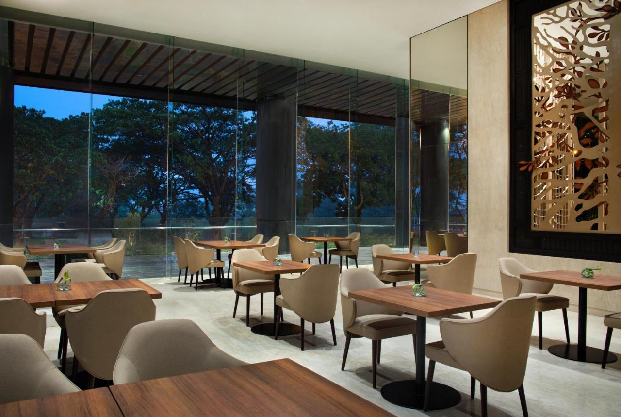 Trembesi Hotel Serpong Eksteriør bilde