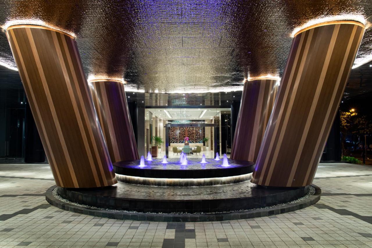 Trembesi Hotel Serpong Eksteriør bilde
