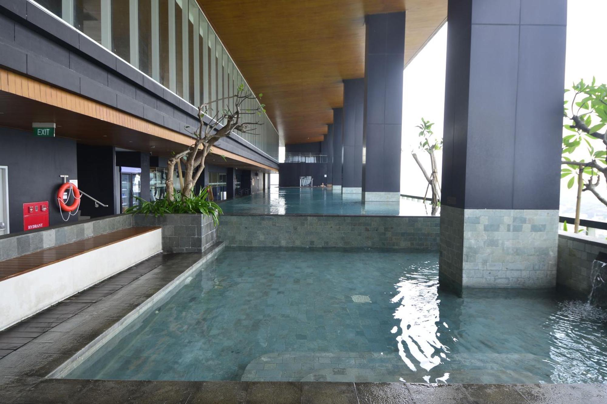 Trembesi Hotel Serpong Eksteriør bilde